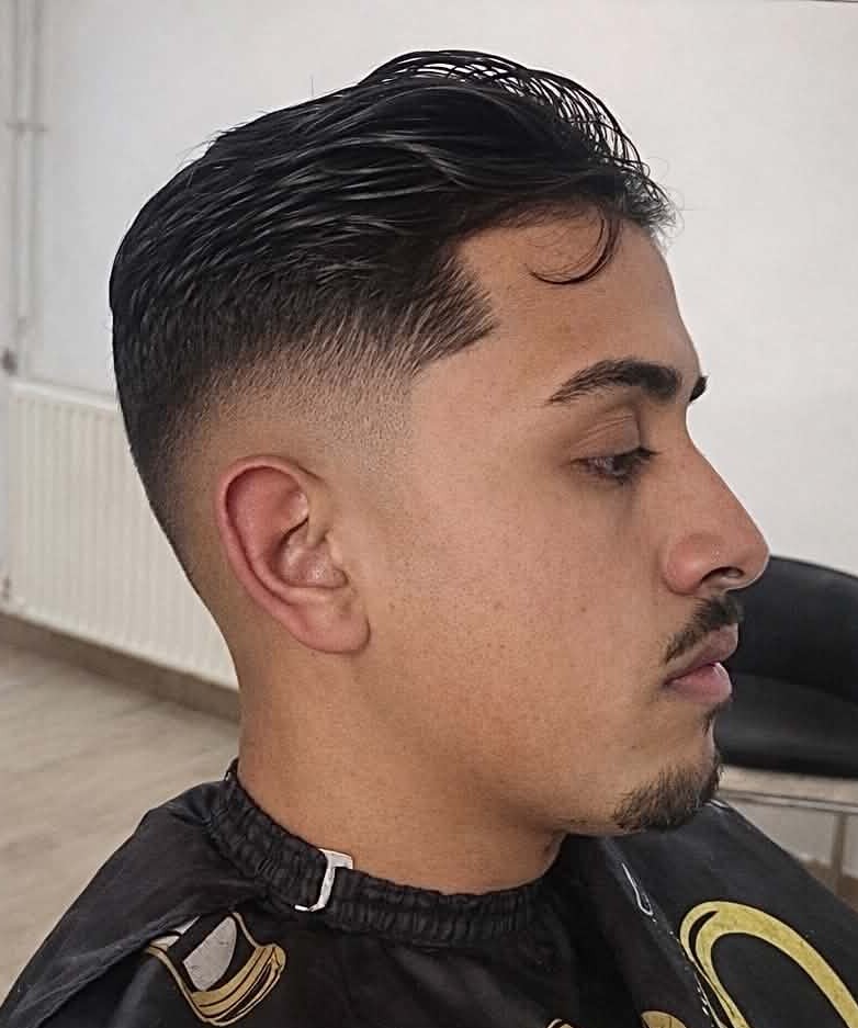 Fade hajvágás férfi — Royal Cuts barber Cegléd